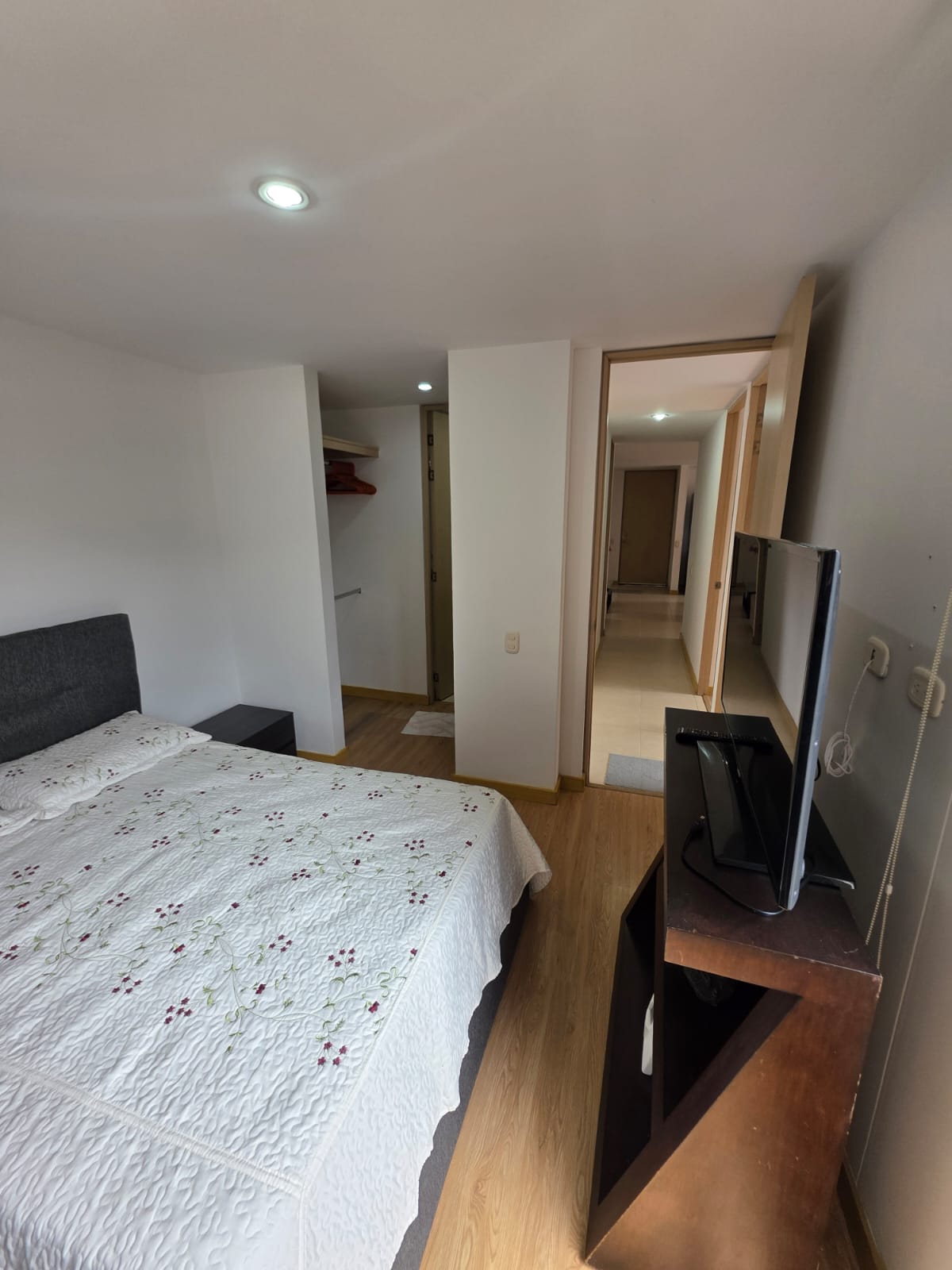 ARRIENDO APARTAMENTO SABANETA