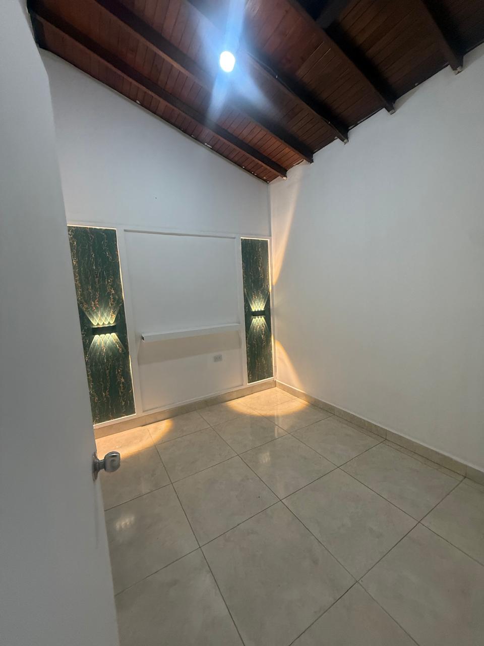 ARRIENDO CASA COMERCIAL EN SANTA GEMA