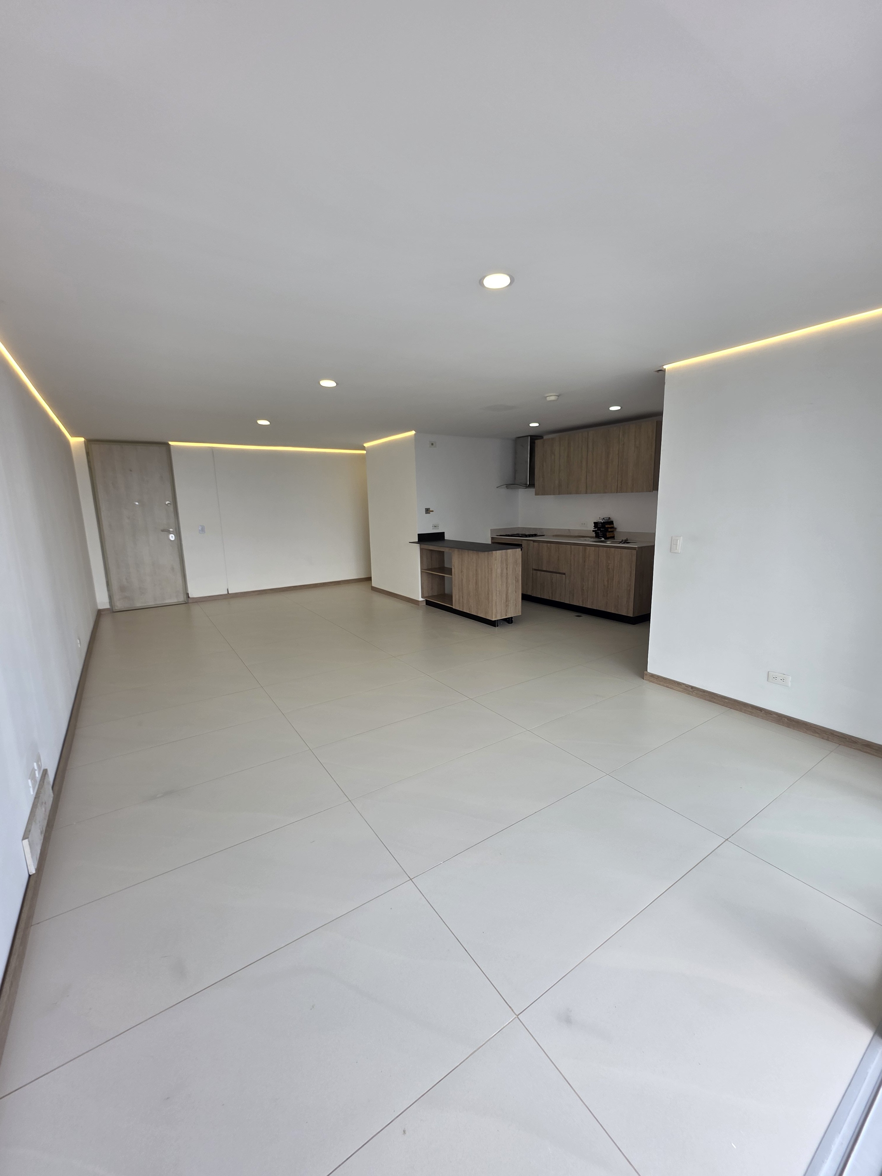 Arriendo apartamento sabaneta