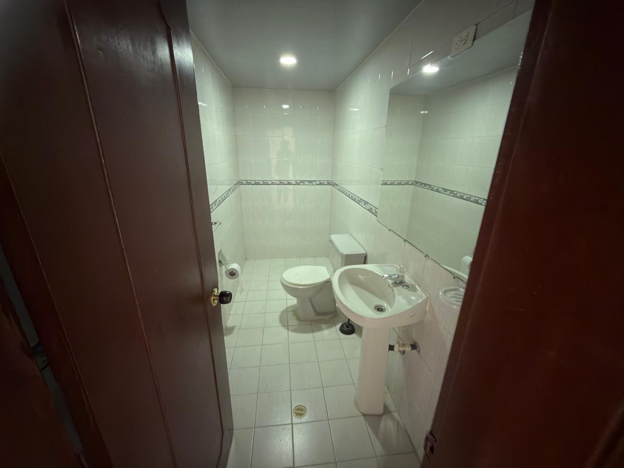 ARRIENDO CASA COMERCIAL EN CALASANZ