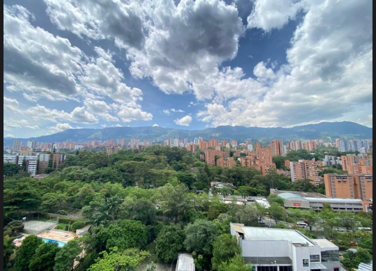 ARRIENDO APARTAMENTO AMOBLADO EN EL POBLADO