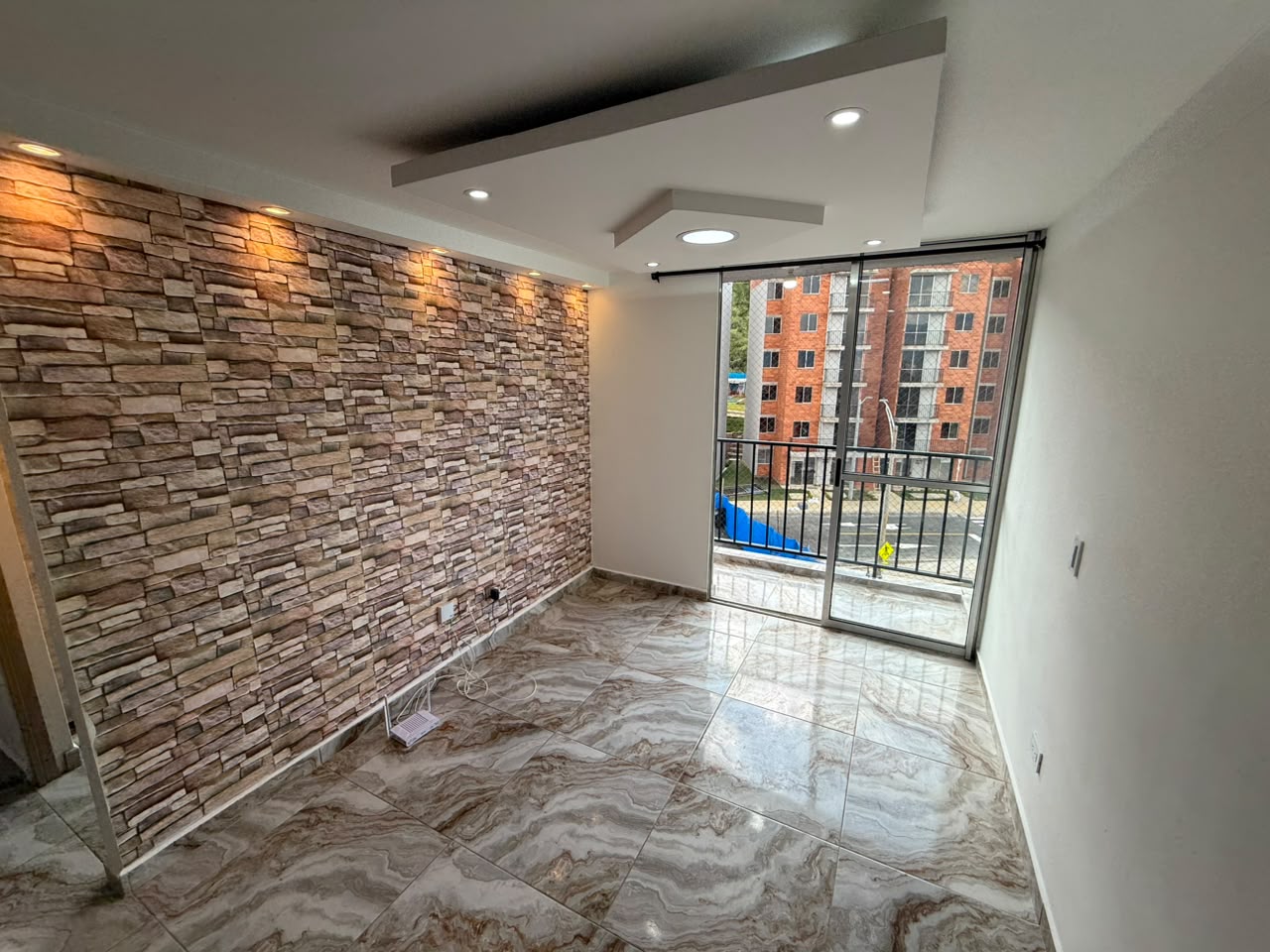 ARRIENDO APARTAMENTO EN ROBLEDO SANTA MARIA
