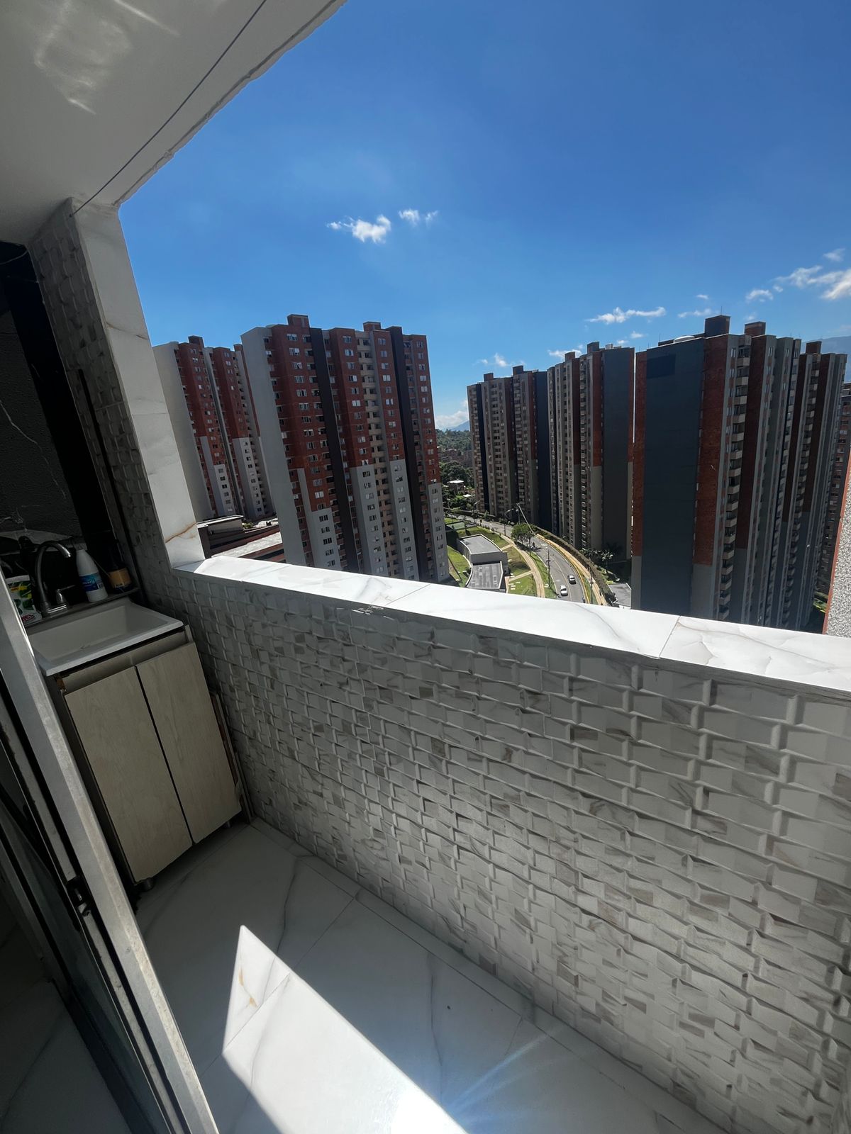 Arriendo apartamento Robledo Pajarito