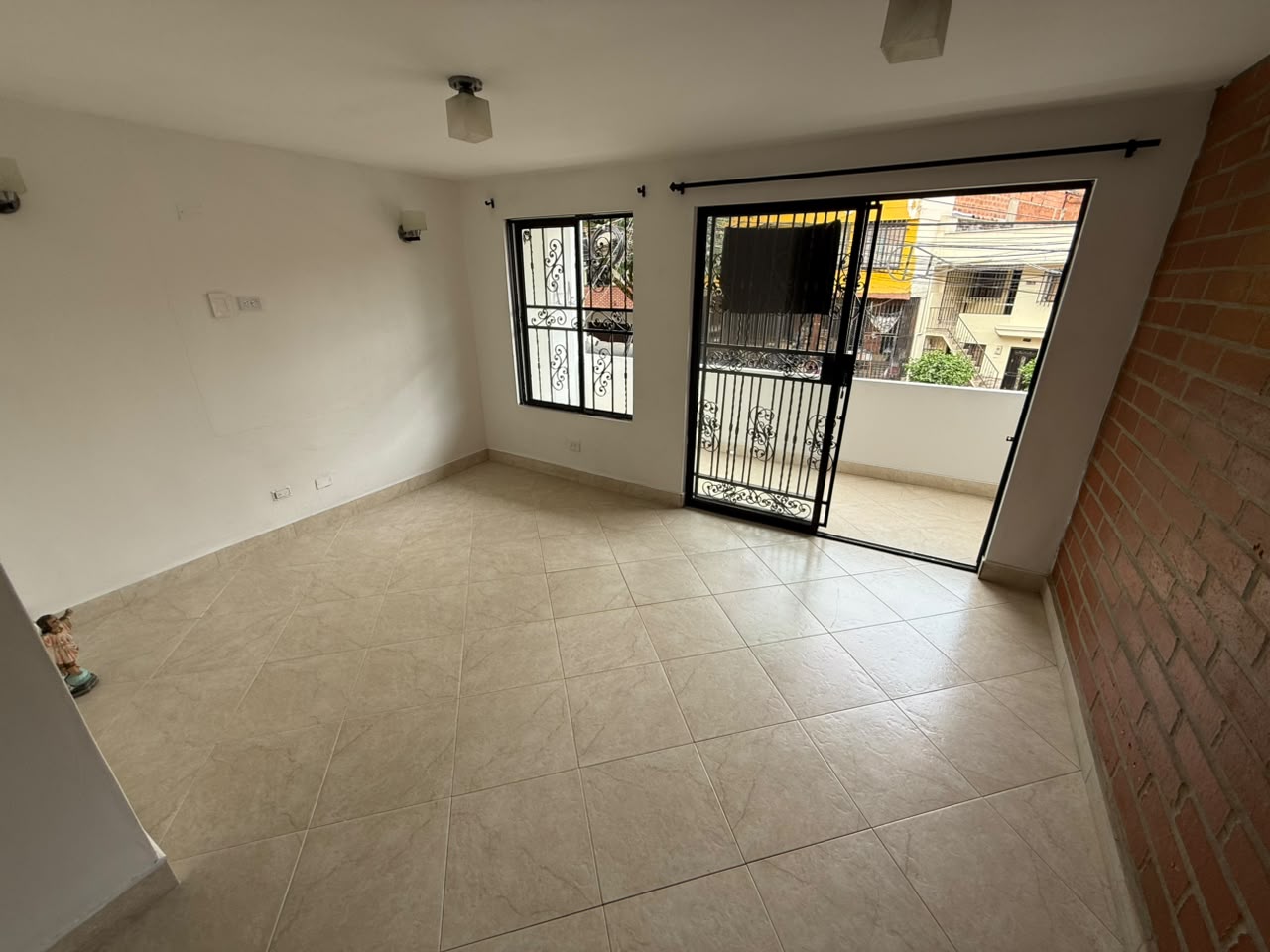 ARRIENDO APARTAMENTO EN EL VELODROMO