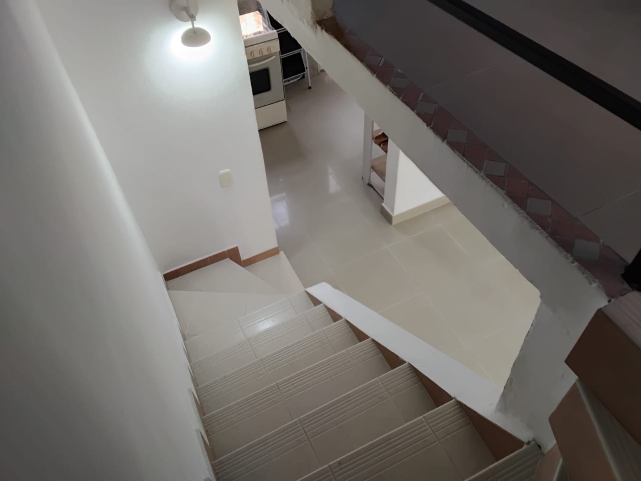 ARRIENDO APARTAMENTO EN RODEO ALTO