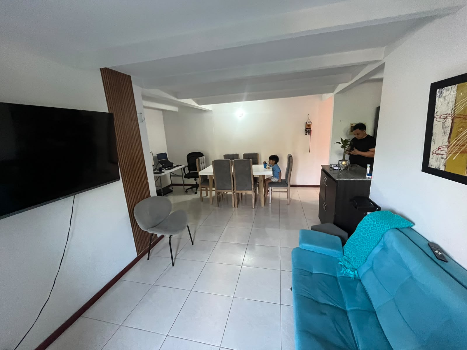 Arriendo Apartamento en el sector de Loma de Los Bernal
