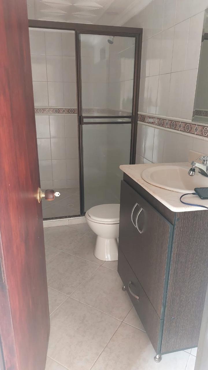 ARRIENDO APARTAMENTO EN SANTA MONICA