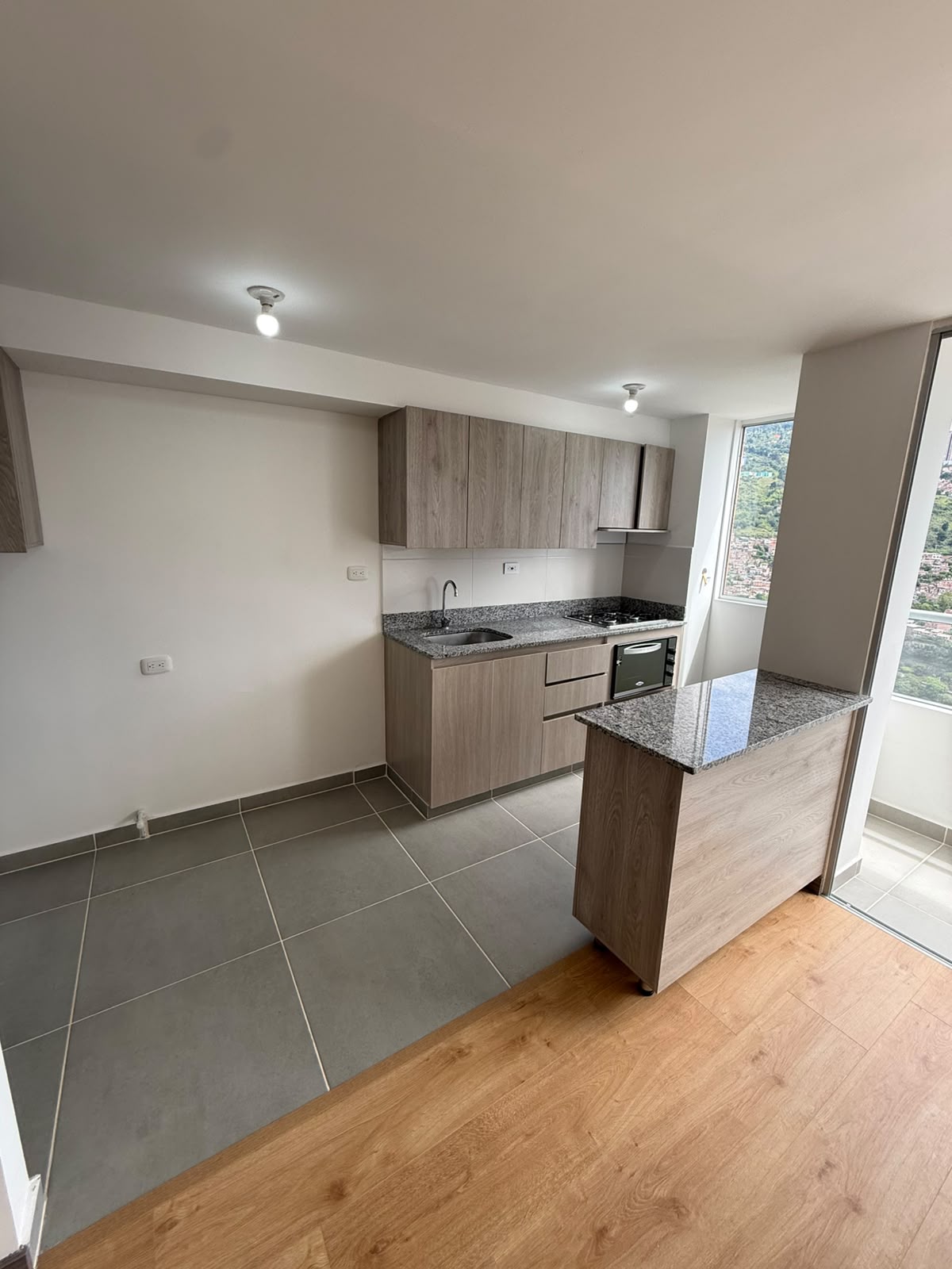 Arriendo Apartamento Calasanz parte Alta