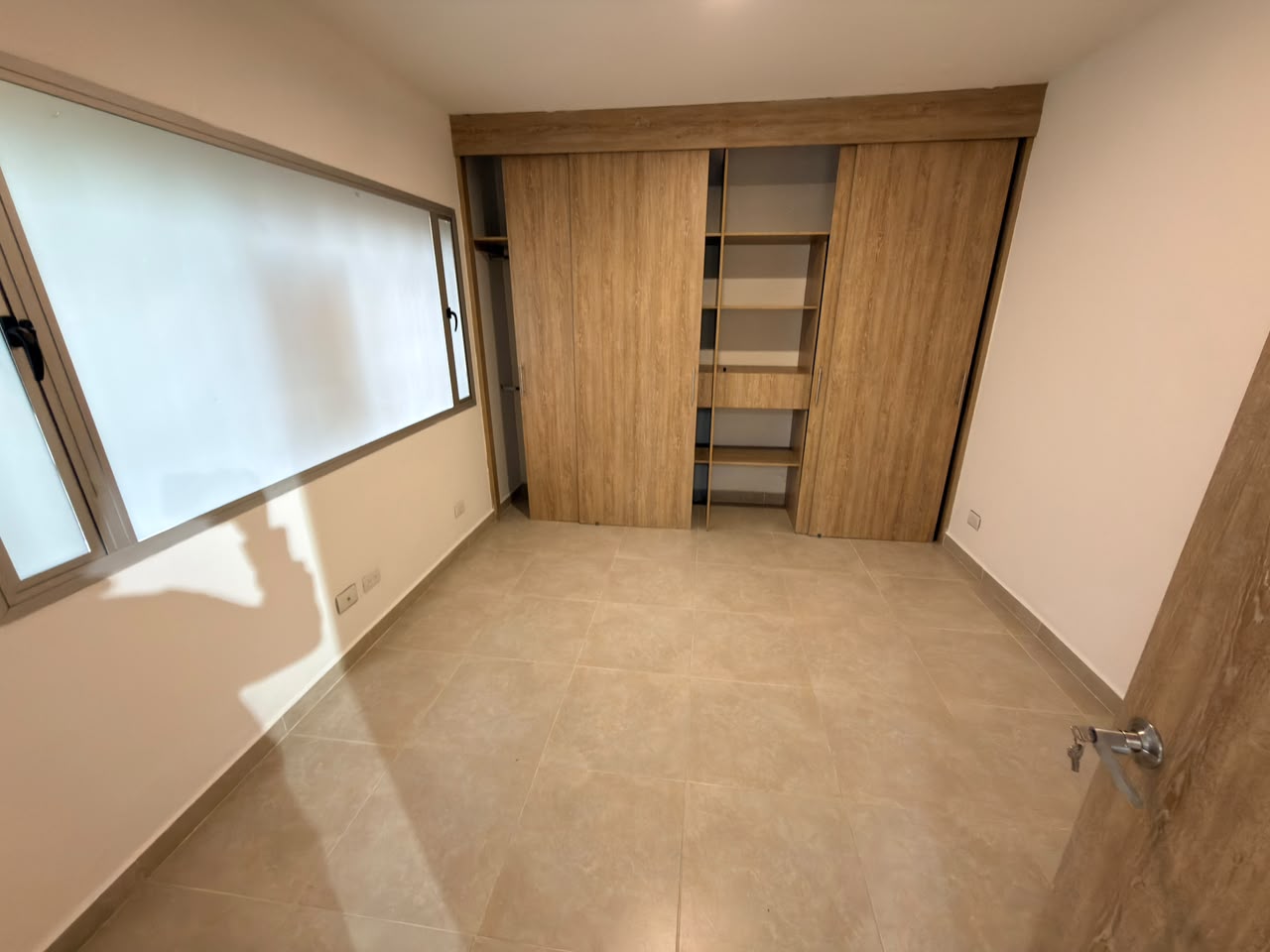 ARRIENDO APARTAMENTO EN E VELODROMO