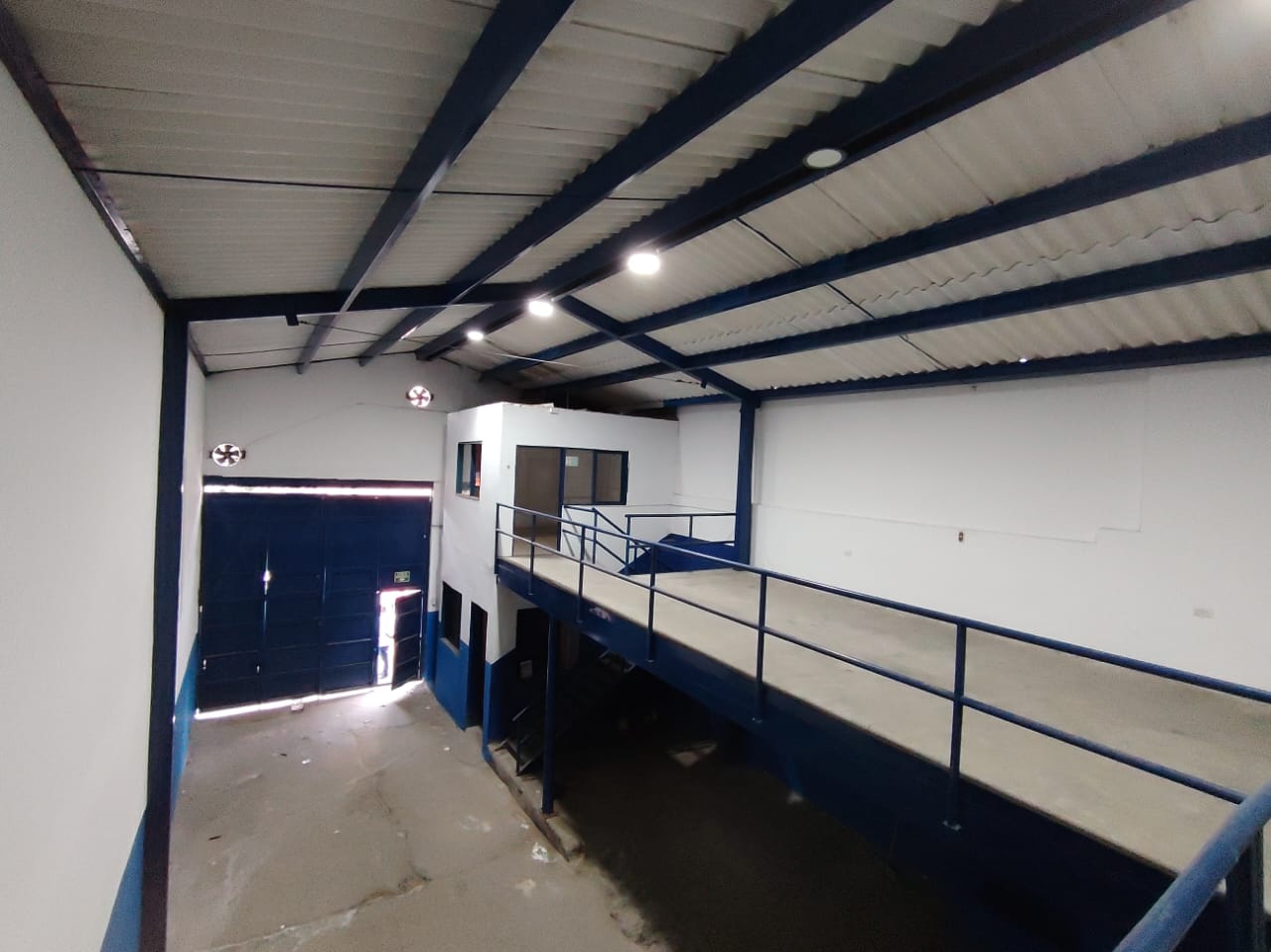 bodega en arriendo
