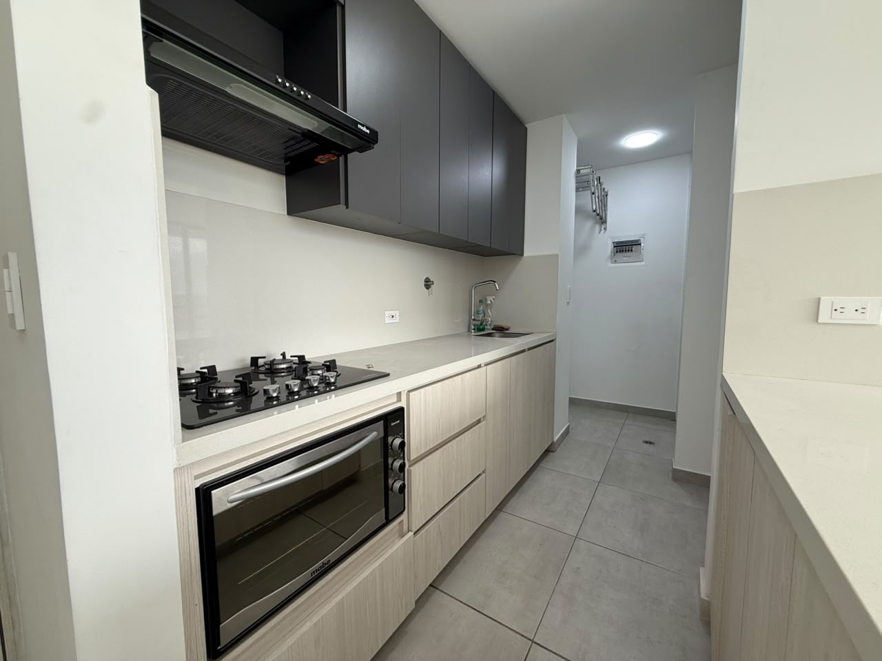 ARRIENDO APARTAMENTO EN LOS COLORES