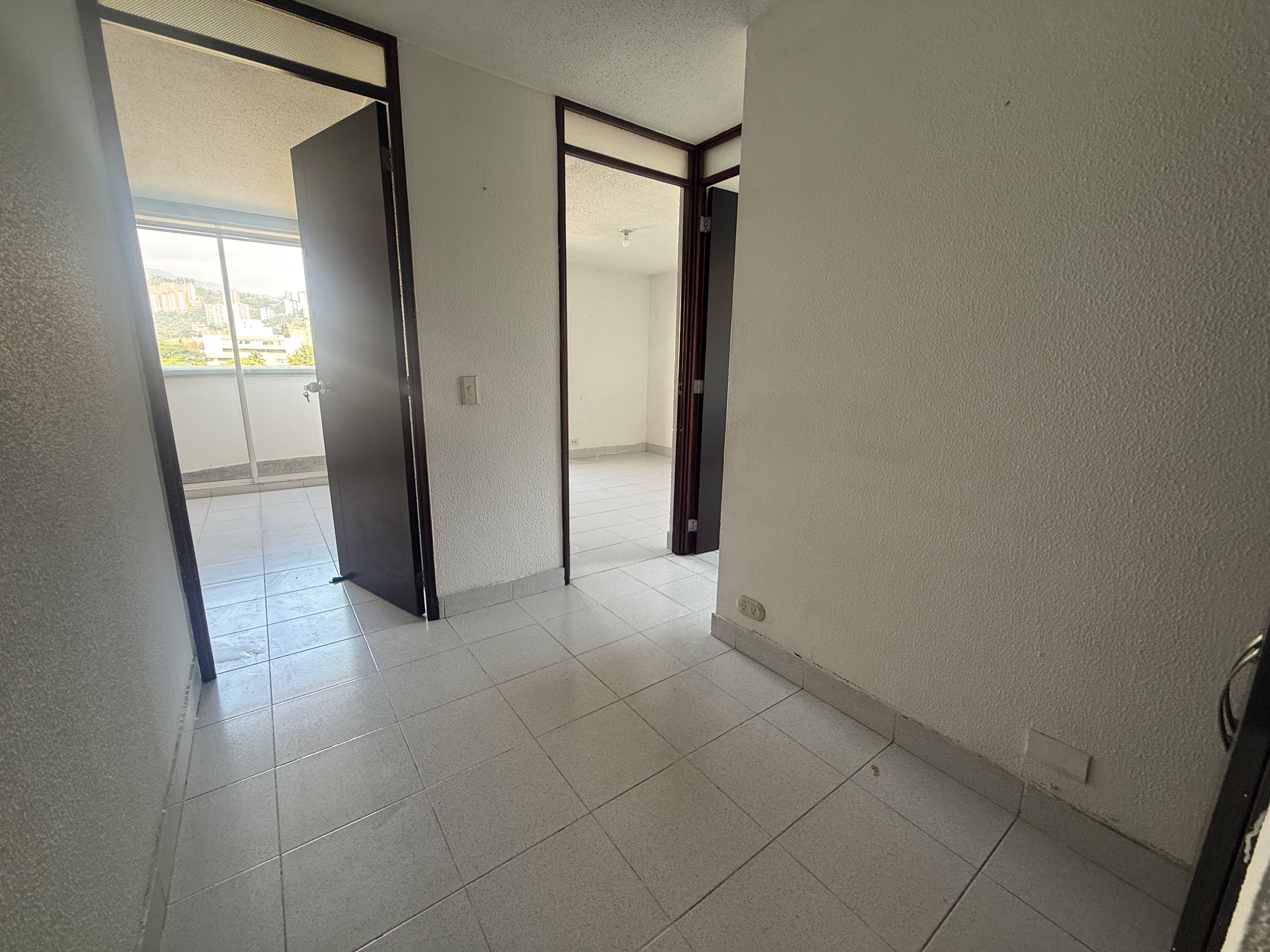 Arriendo Apartamento Los Colores