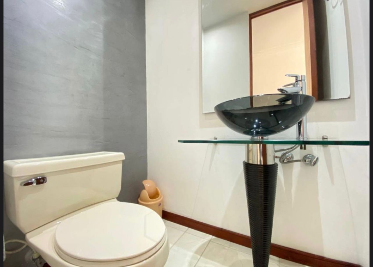 ARRIENDO APARTAMENTO AMOBLADO EN EL POBLADO