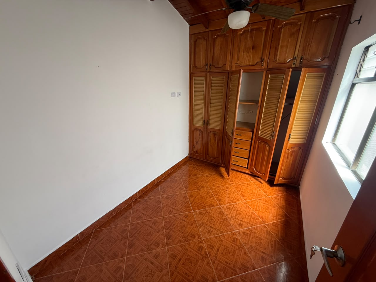 VENDO APARTAMENTO EN SANTA LUCIA