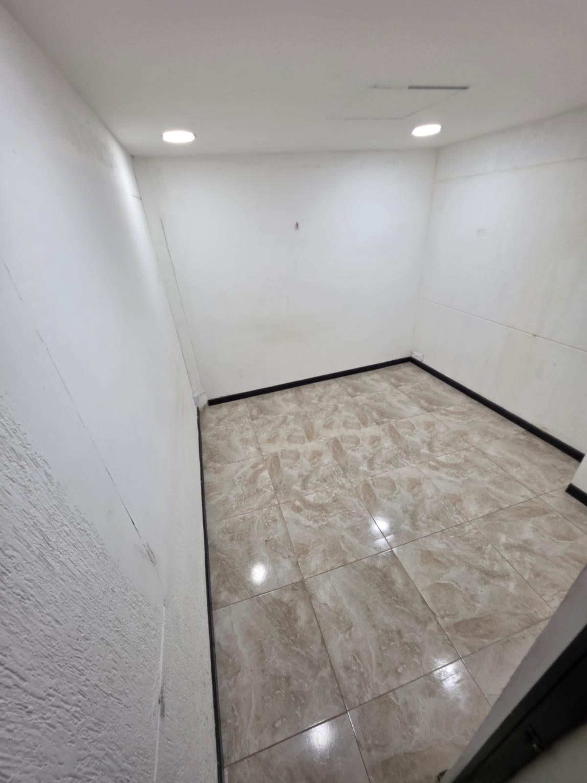 ARRIENDO CASA COMERCIAL EN CALASANZ