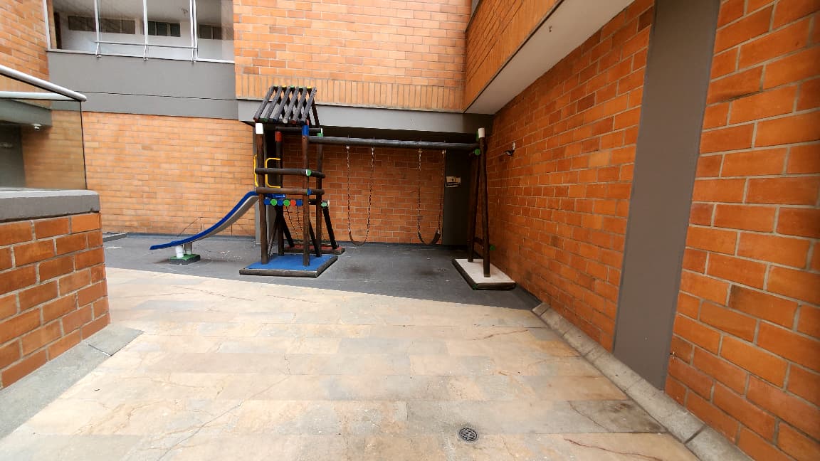 Arriendo apartamento los colores
