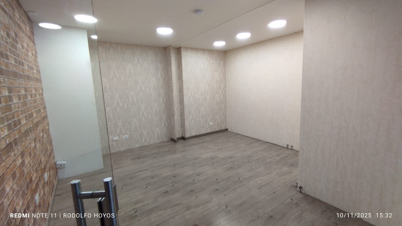 Arriendo Local En Patio Bonito