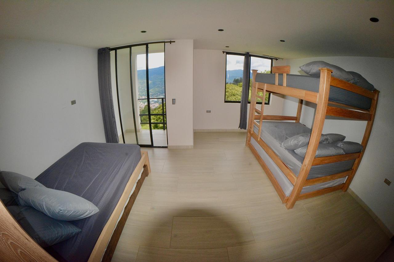 CASA FINCA EN VENTA UBICADO EN GIRARDOTA