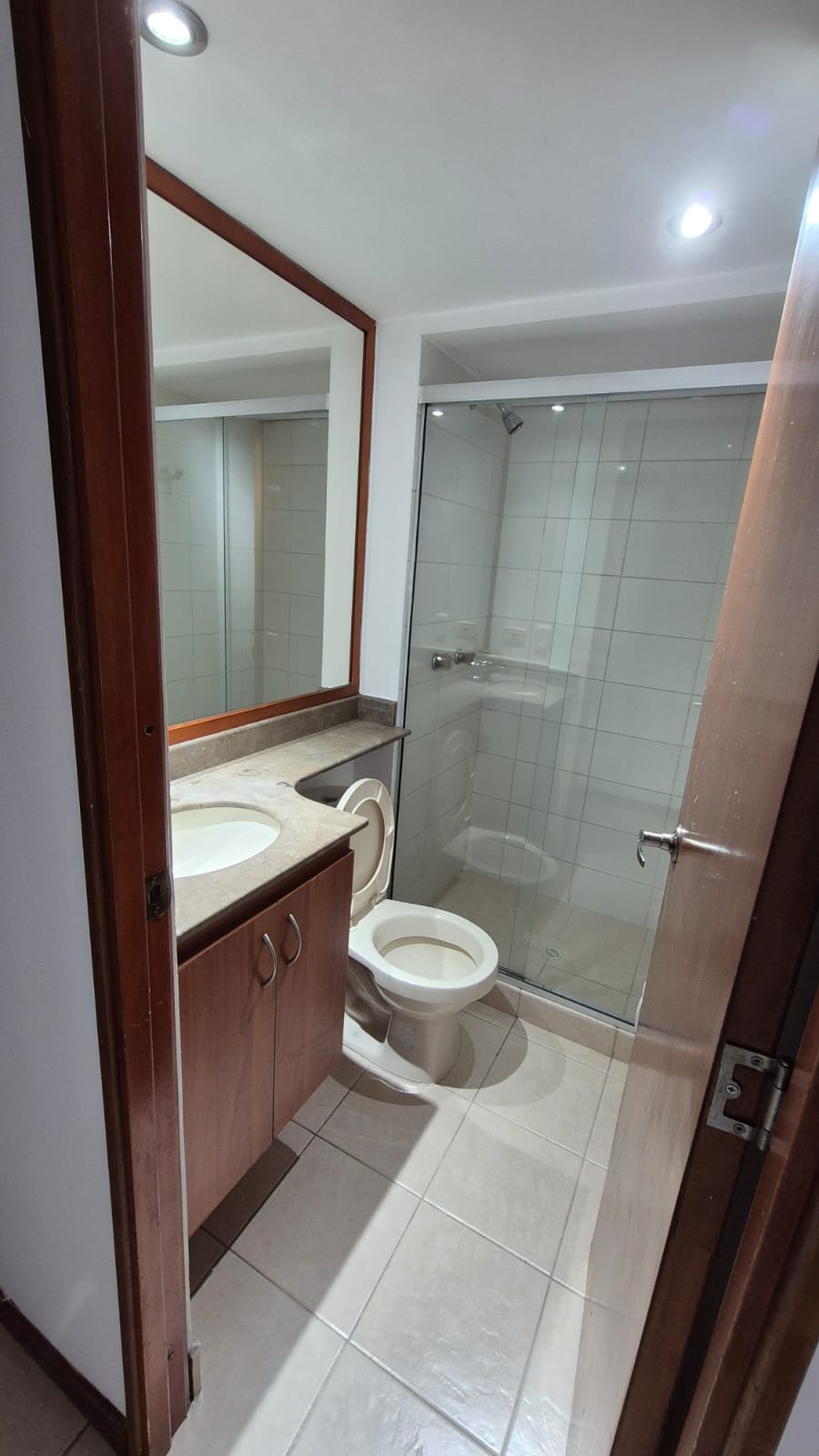 ARRIENDO APARTAMENTO EN EL POBLADO