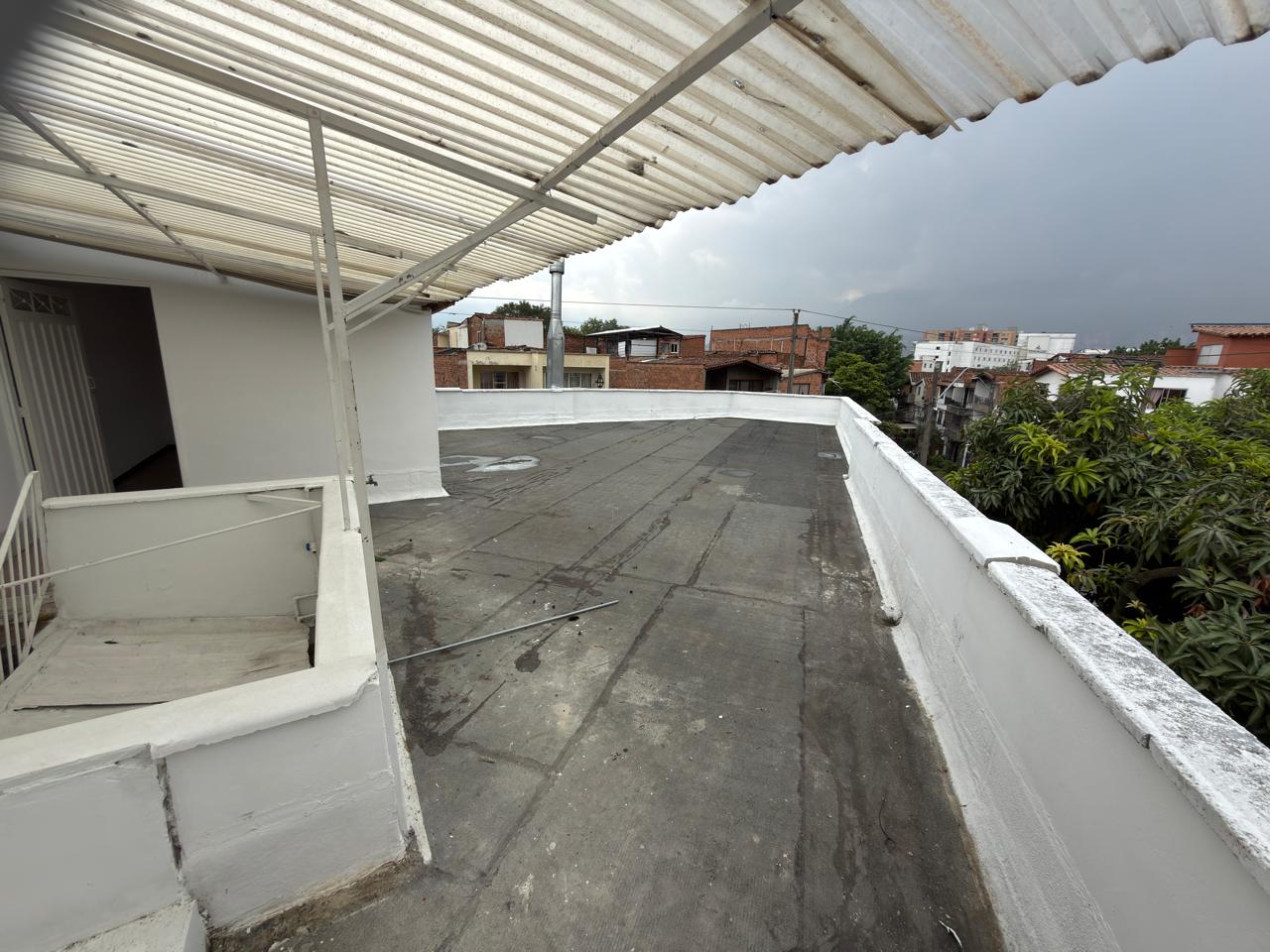 ARRIENDO CASA COMERCIAL EN BELEN LA GLORIA