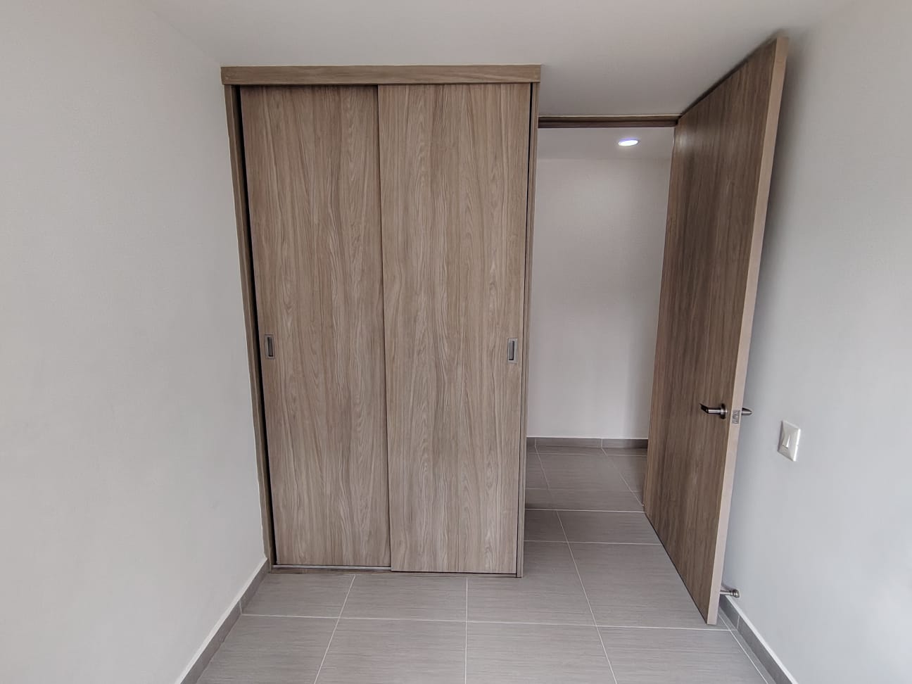 Arriendo apartamento en la castellana