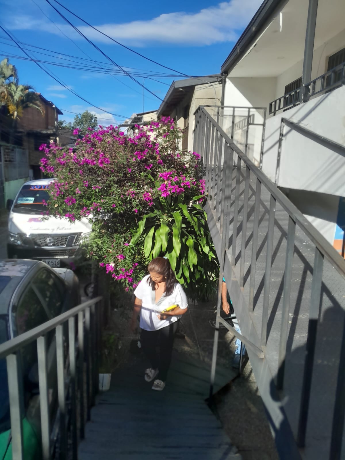 Vendo Casa Dos Niveles Robledo las Margaritas