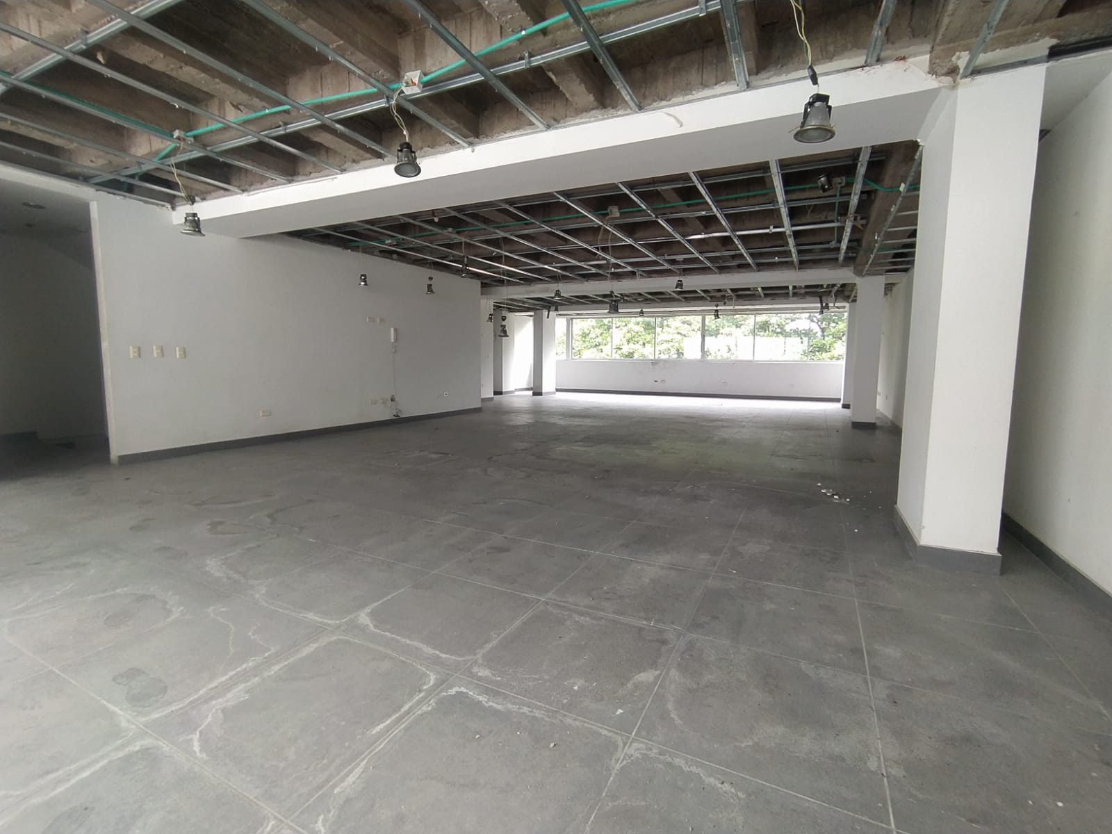 Arriendo Local En El Estadio