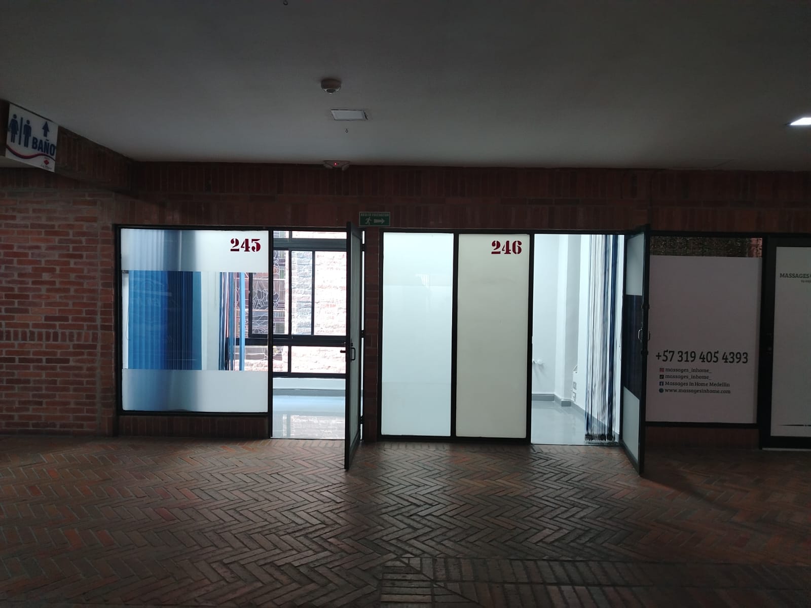ARRIENDO OFICINA EN EL POBLADO