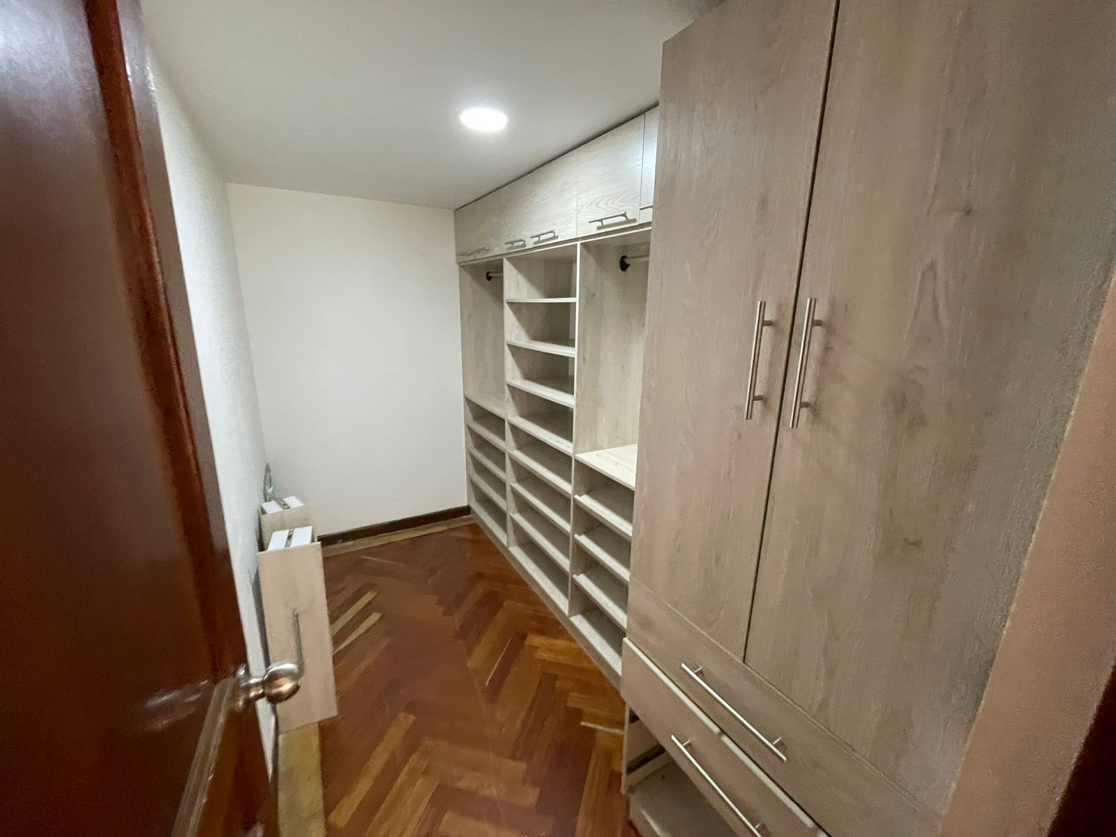 ARRIENDO CASA EN EL POBLADO EL TESORO