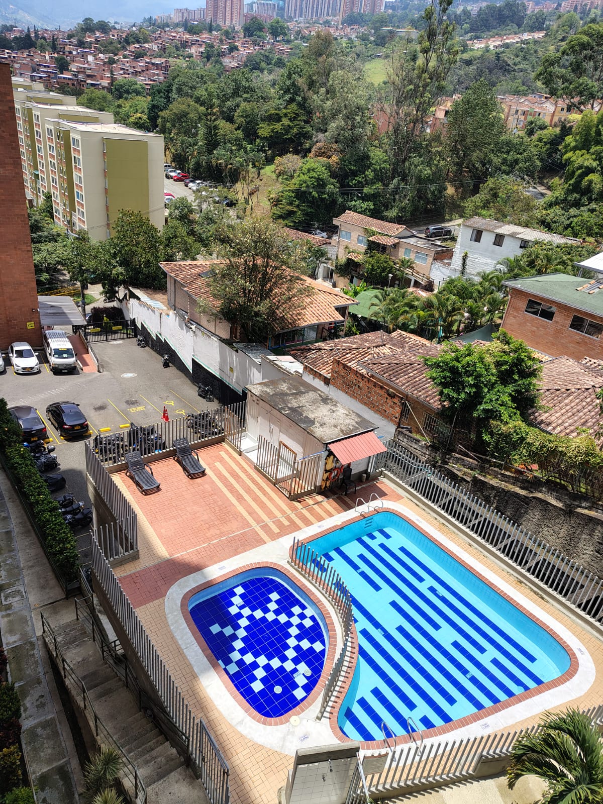 VENTA APARTAMENTO ROBLEDO