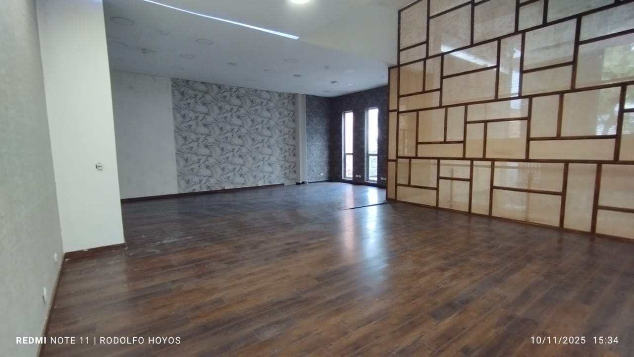 Arriendo Local En Patio Bonito