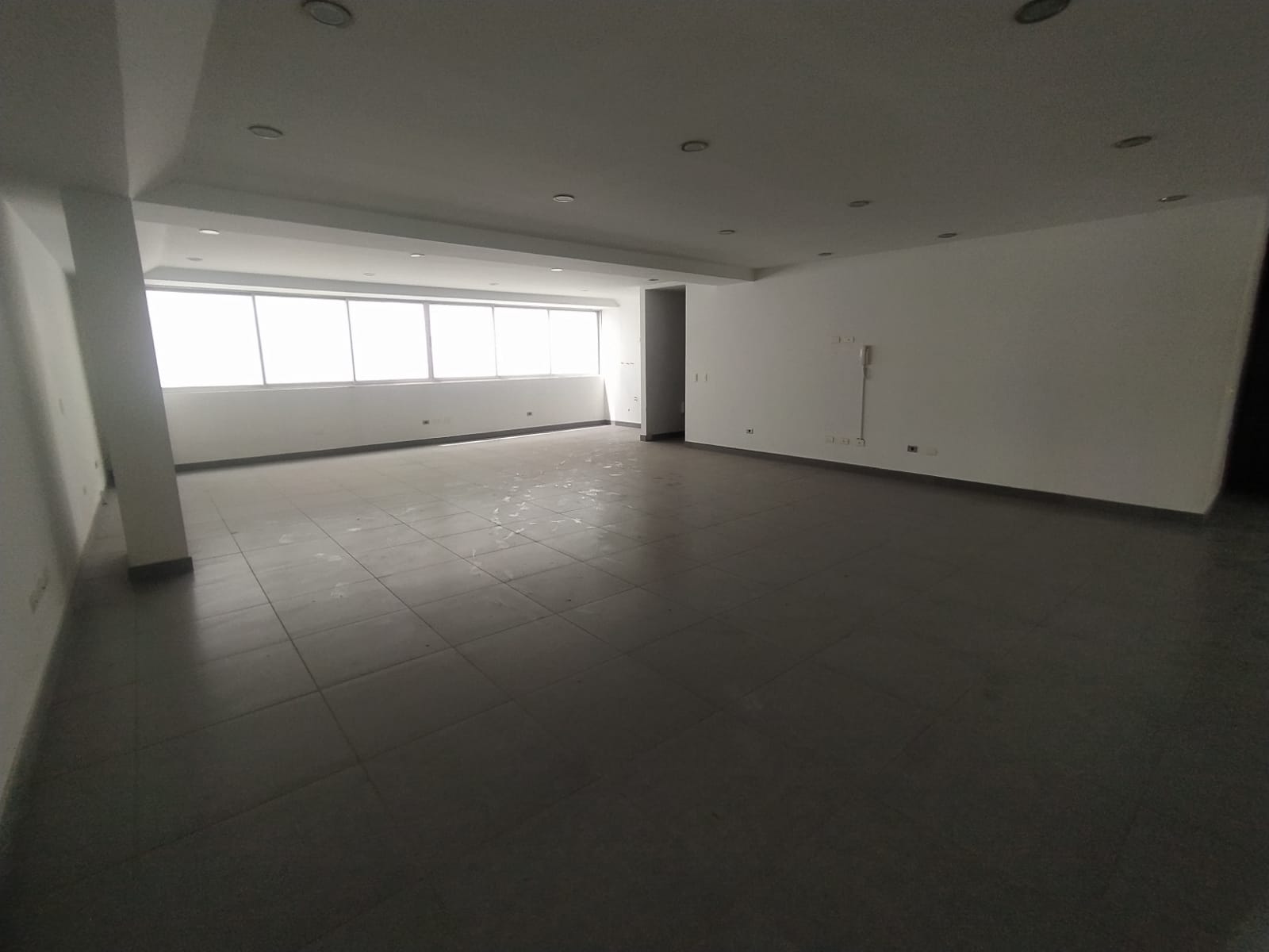 Arriendo Local En El Estadio