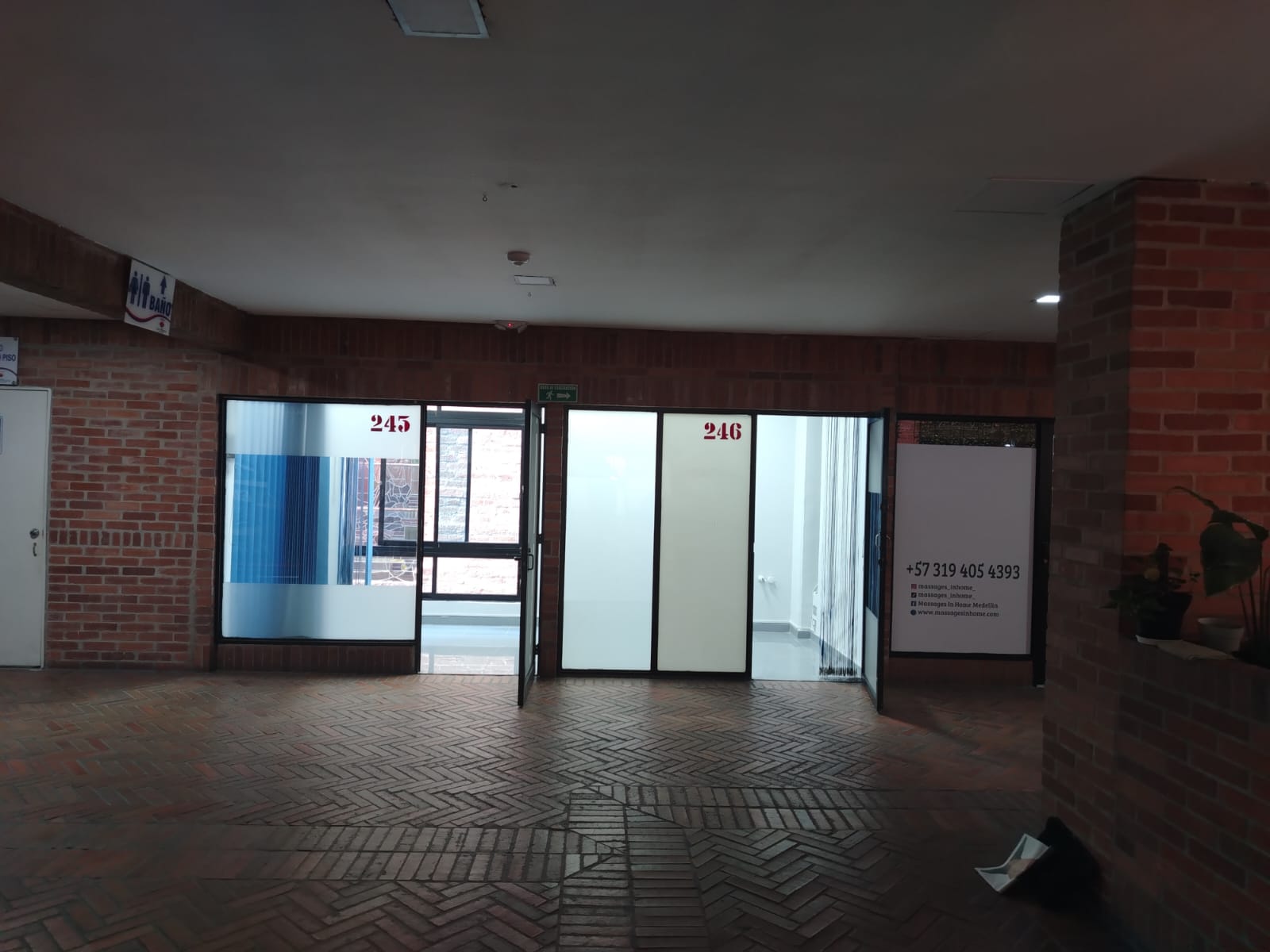 ARRIENDO OFICINA EN EL POBLADO