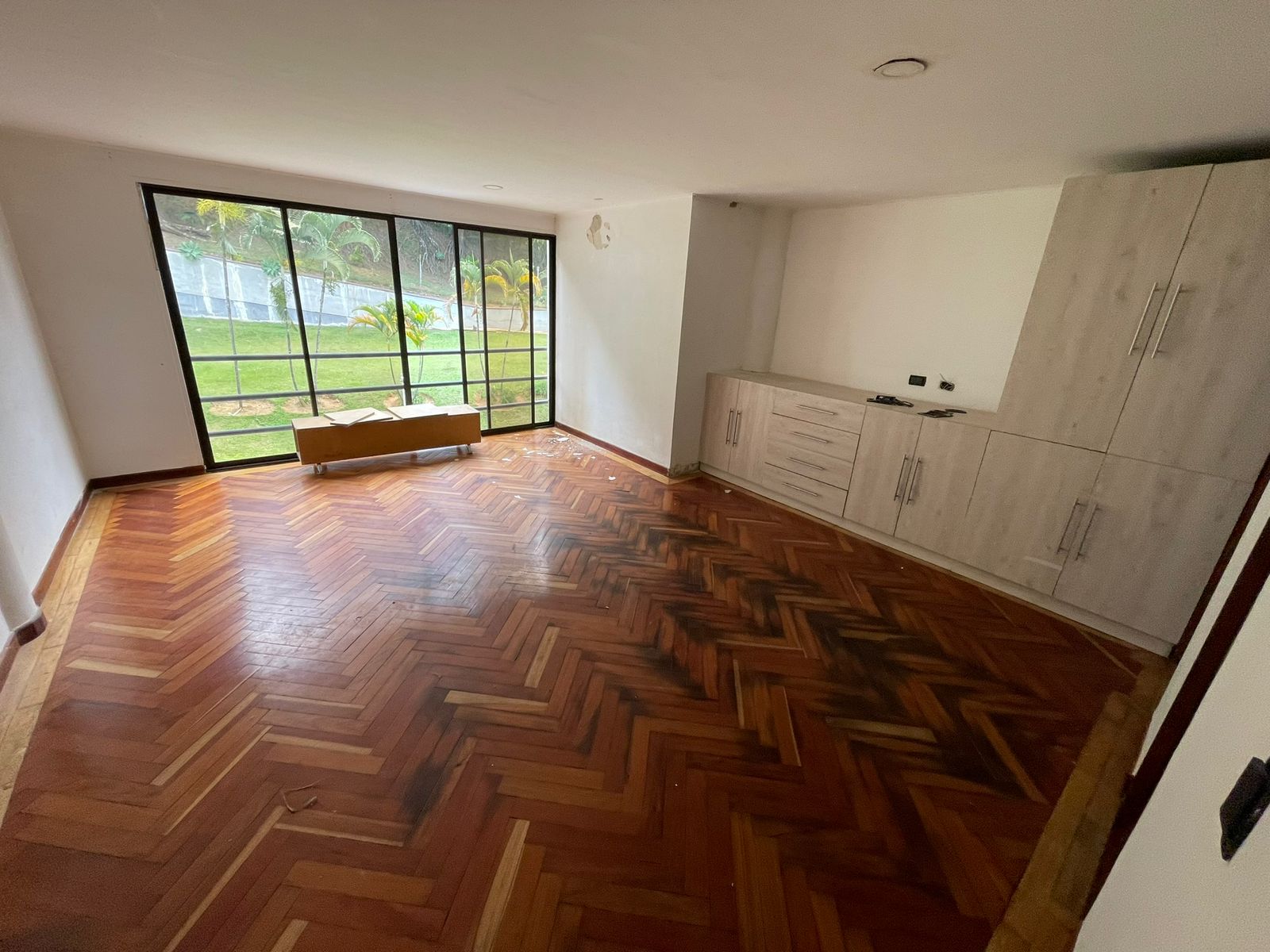 ARRIENDO CASA EN EL POBLADO EL TESORO