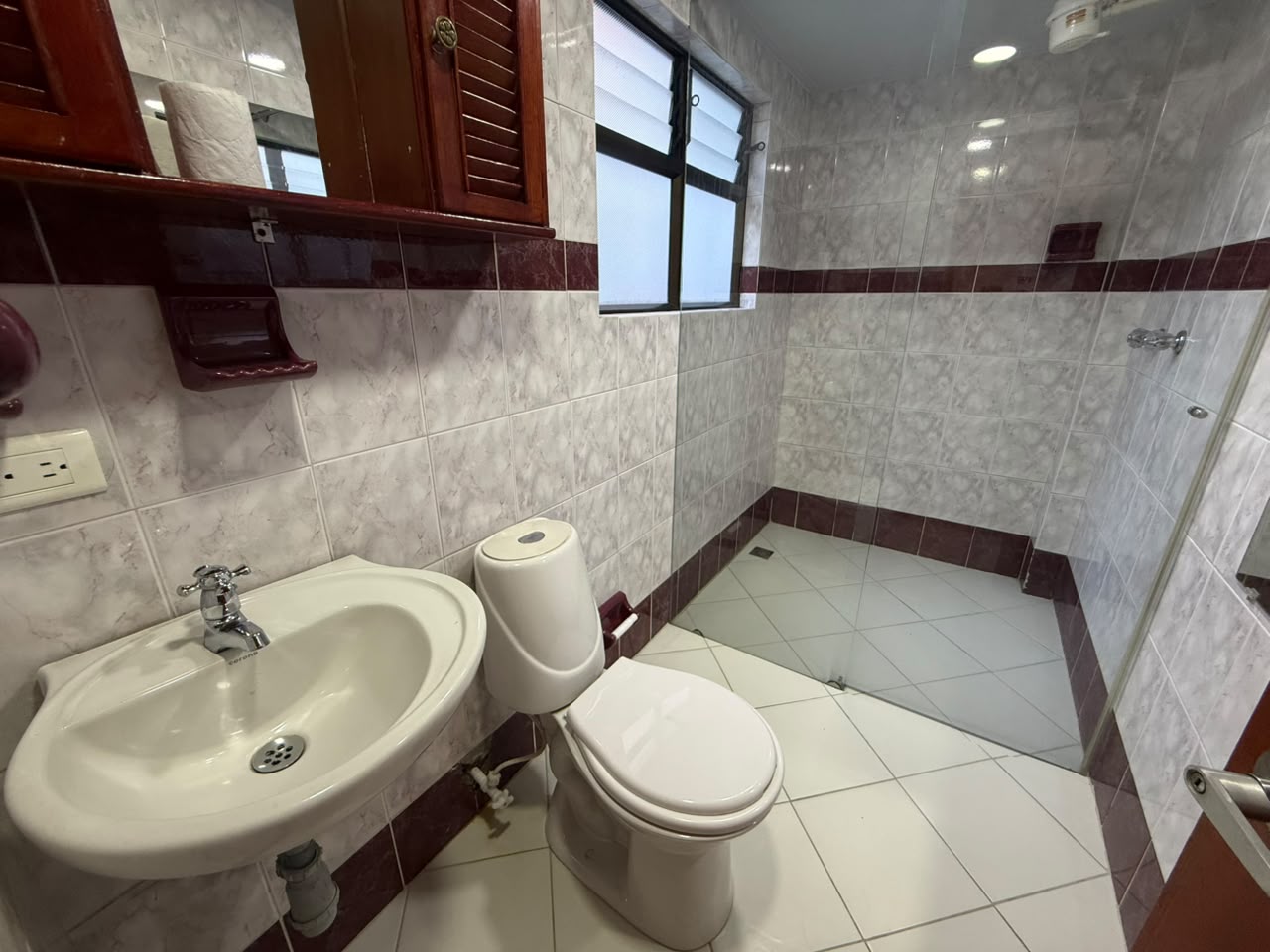 VENDO APARTAMENTO EN SANTA LUCIA