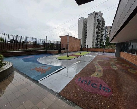 VENDO APARTAMENTO EN LA LOMA DEL INDIO