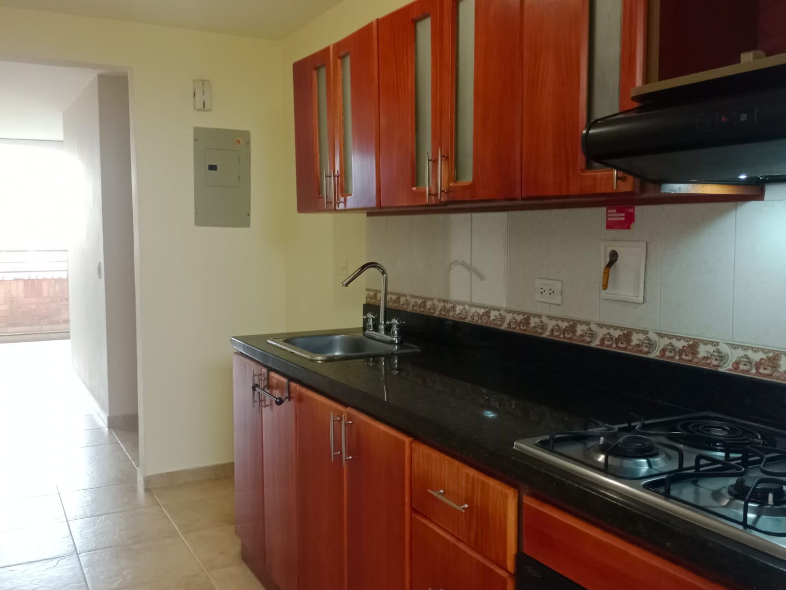 Se arrienda apartamento en laureles
