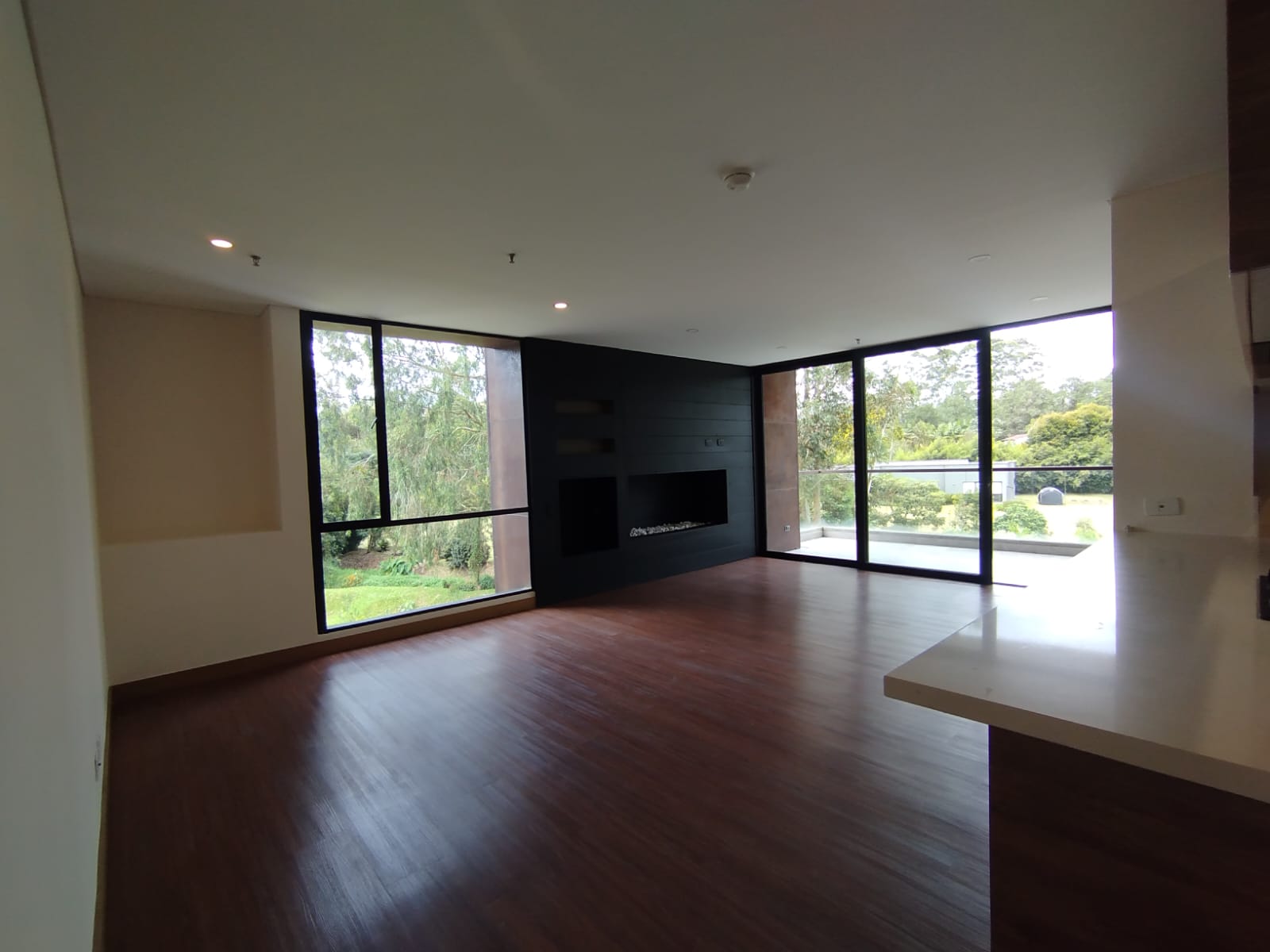 VENDO APARTAMENTO EN LLANO GRANDE