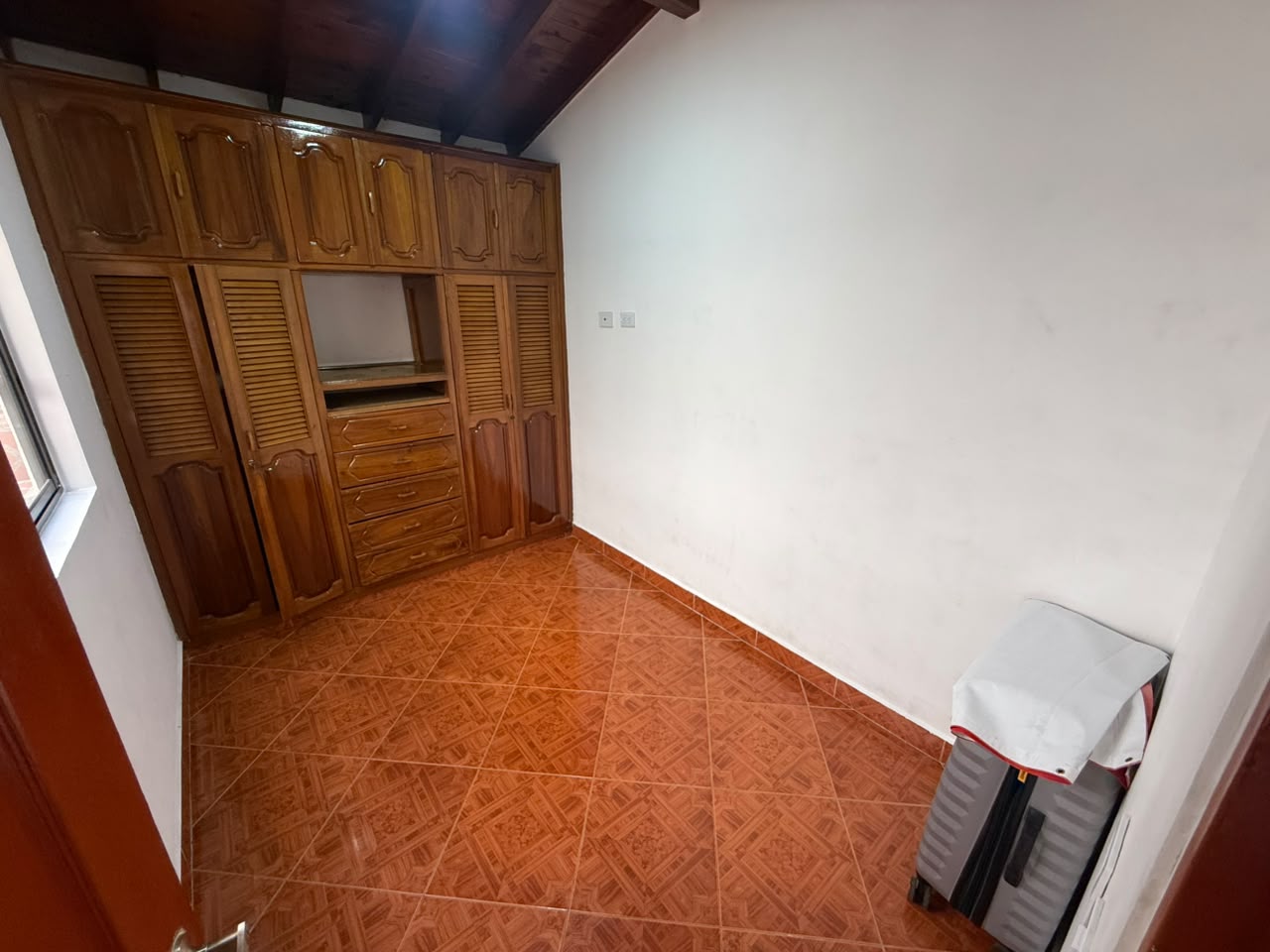 VENDO APARTAMENTO EN SANTA LUCIA