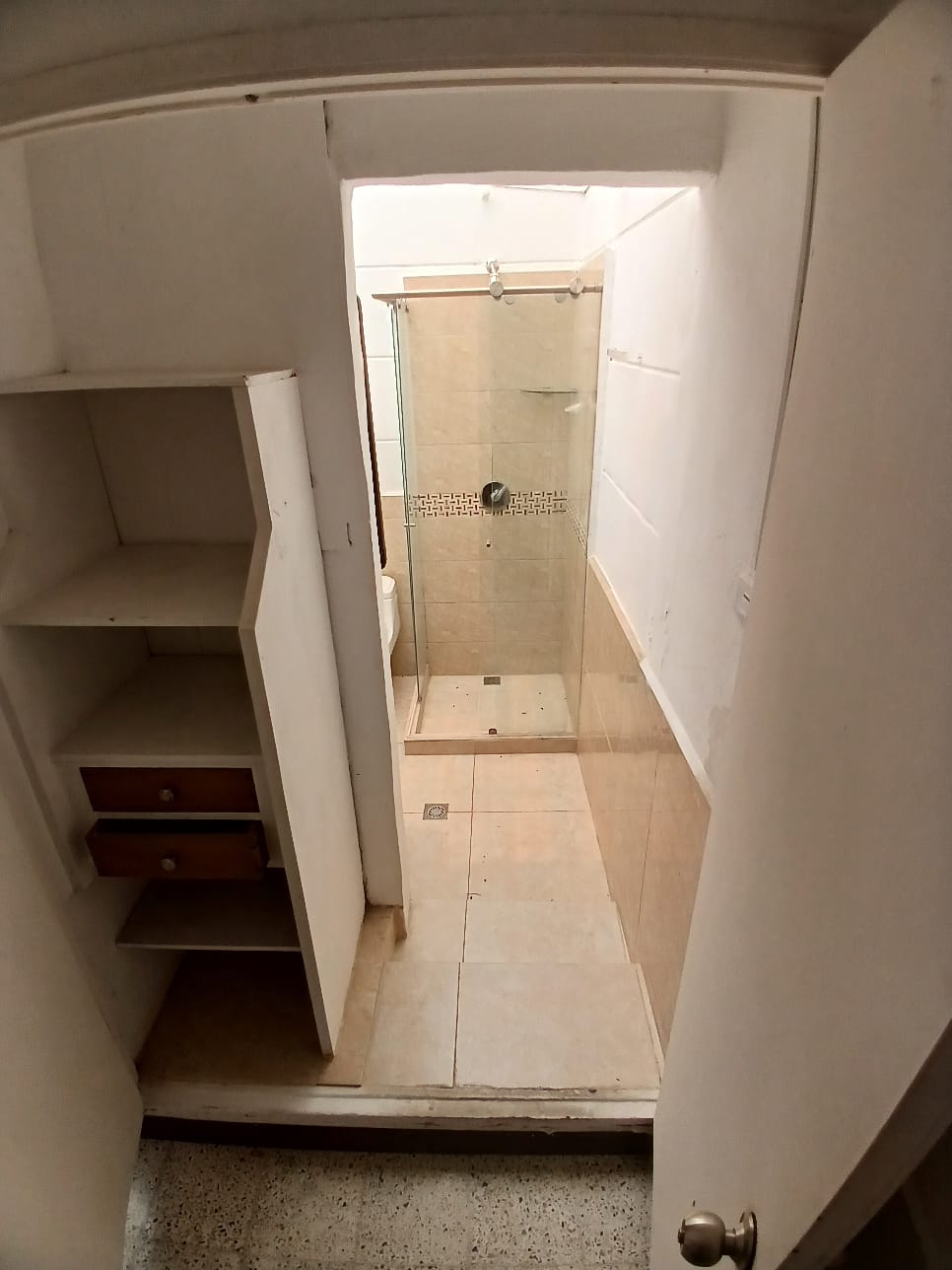 ARRIENDO CASA EN LAURELES