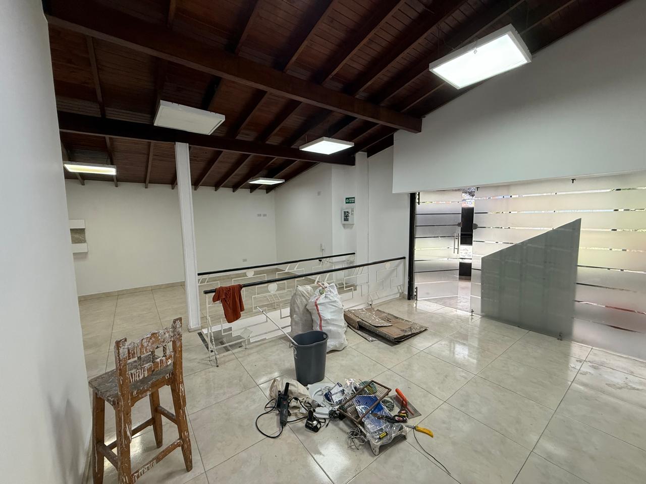 ARRIENDO CASA COMERCIAL EN SANTA GEMA