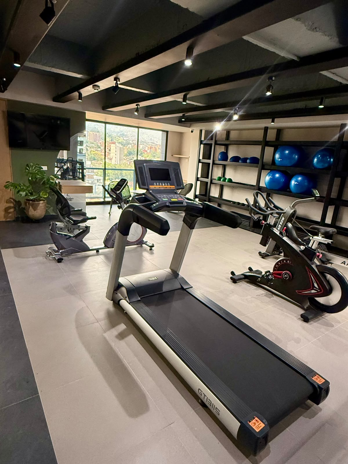 ARRIENDO SUITES AMOBLADAS EN BELEN ROSALES