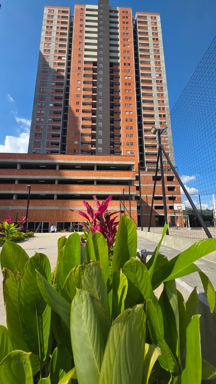 VENDO APARTAMENTO EN ITAGUI