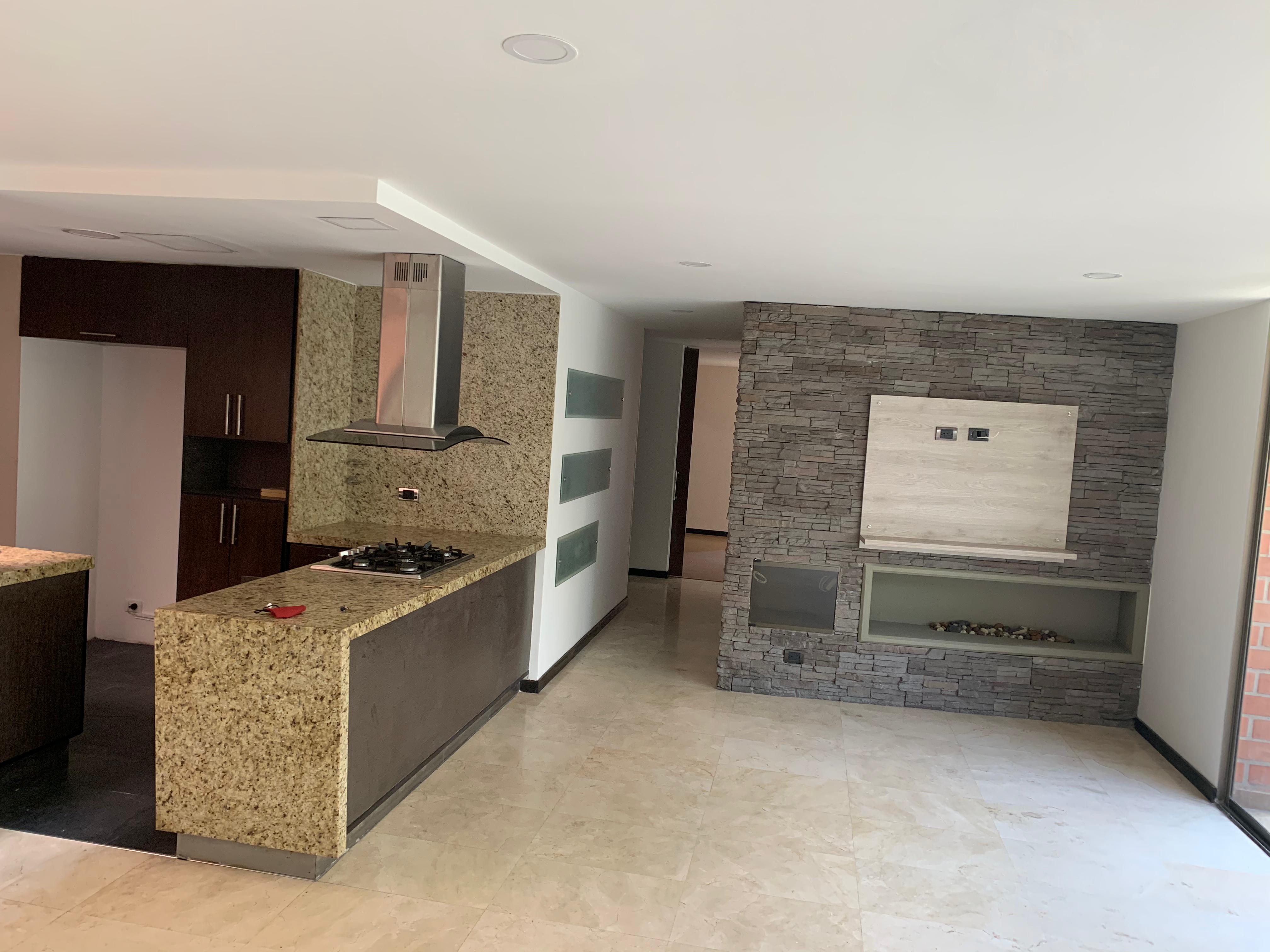 ARRIENDO APARTAMENTO LAURELES