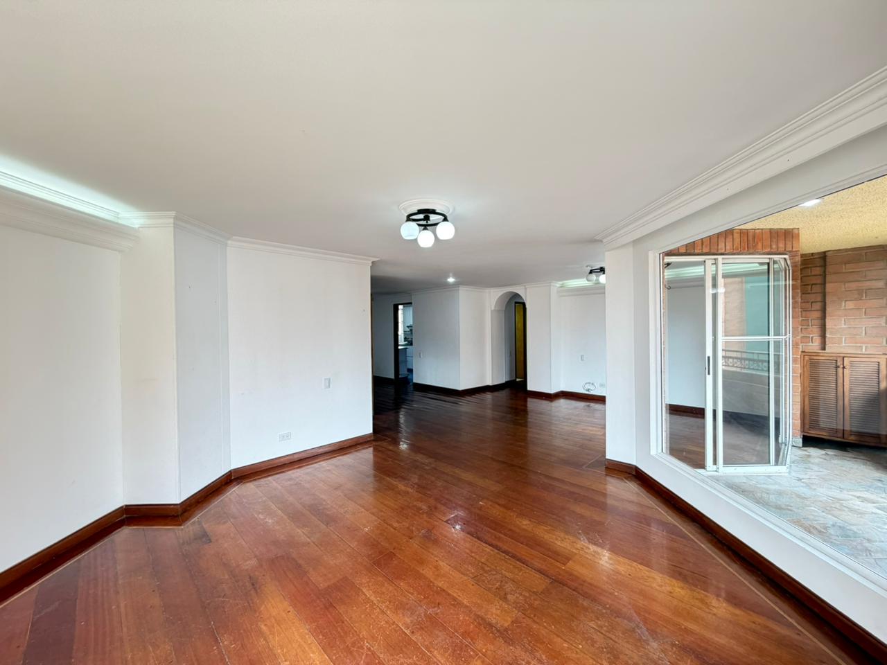 ARRIENDO APARTAMENTO EN LAURELES