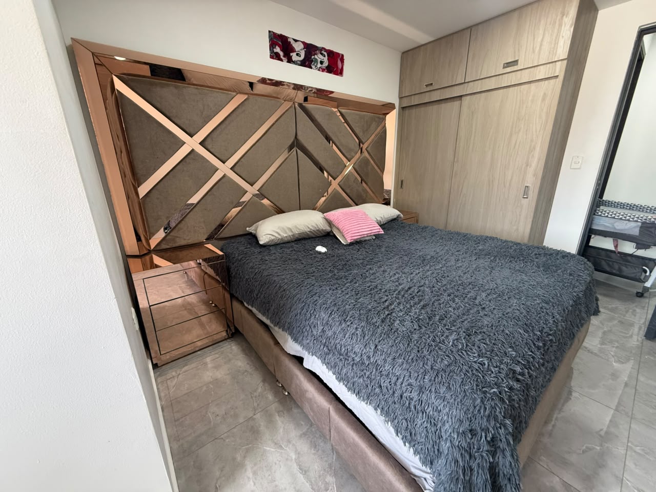 VENDO APARTAMENTO EN BELEN ROSALES