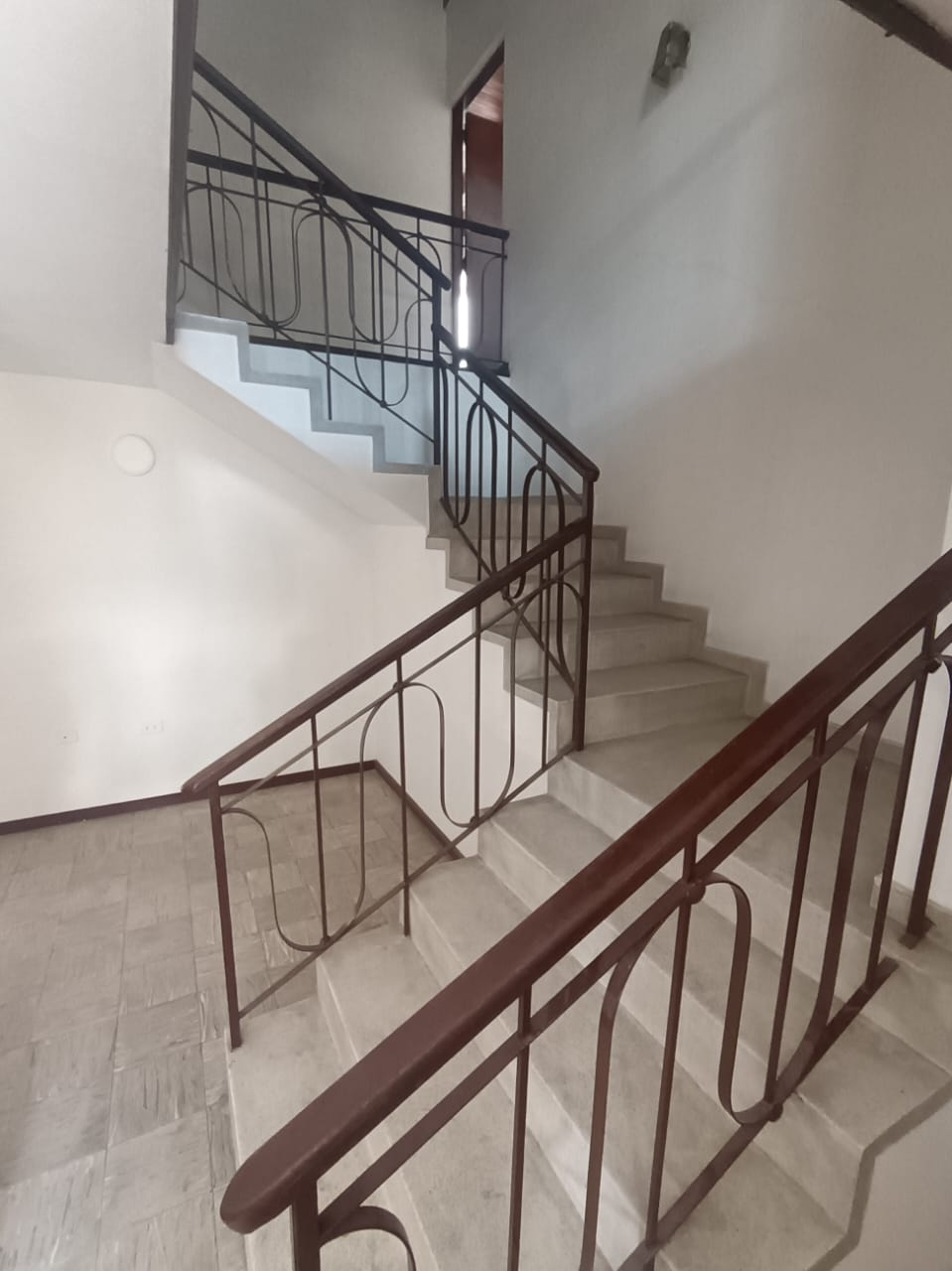 Arriendo Apartamento Dúplex San Javier