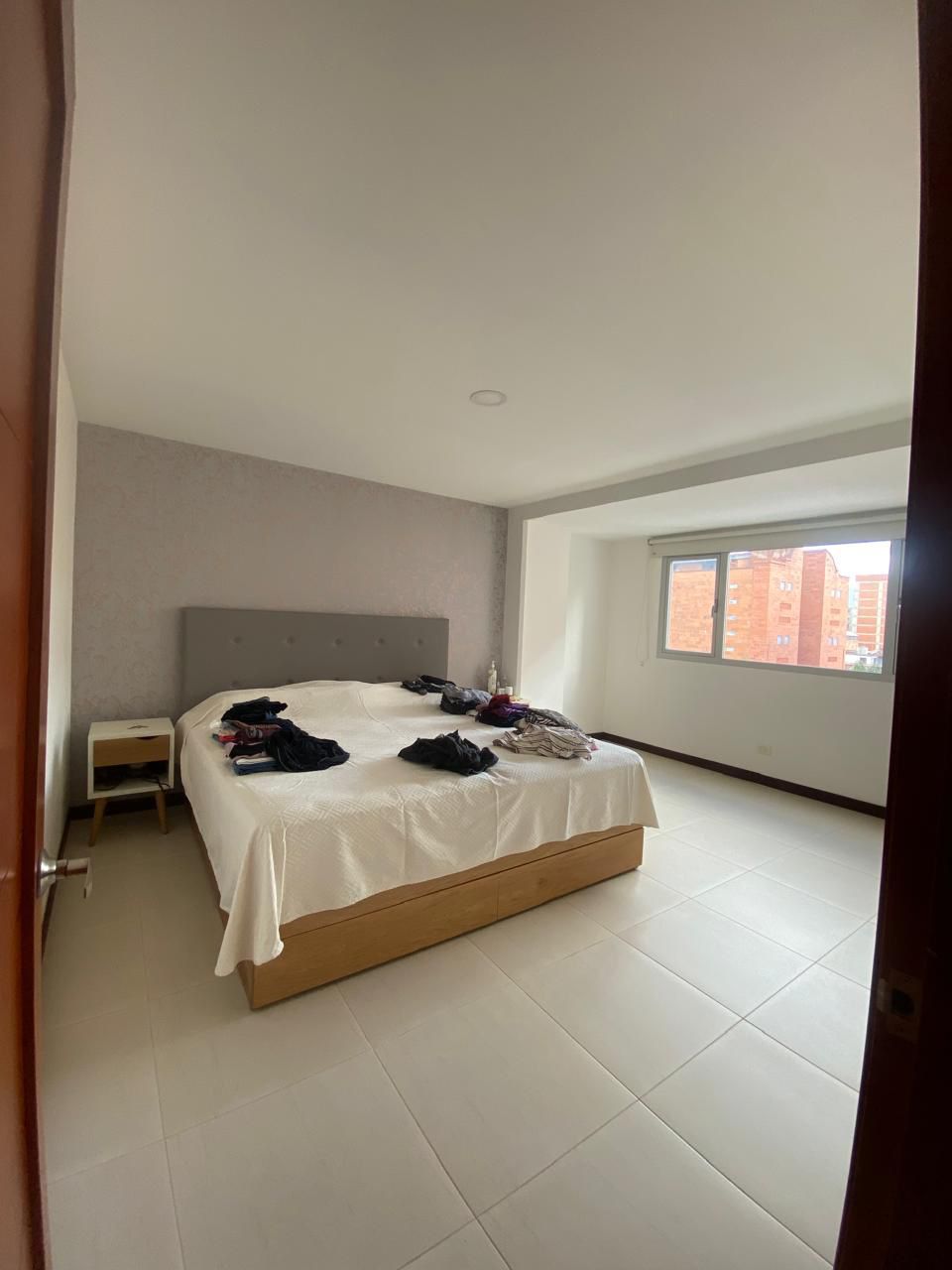 VENDO APARTAMENTO EN EL ESTADIO