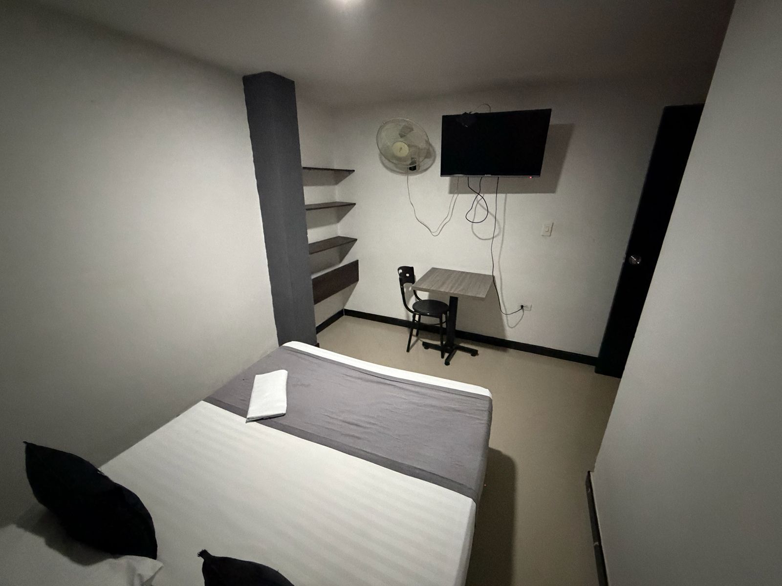 VENDO HOTEL EN LAURELES