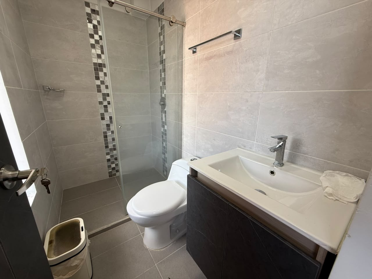 VENDO APARTAMENTO EN BELEN ROSALES